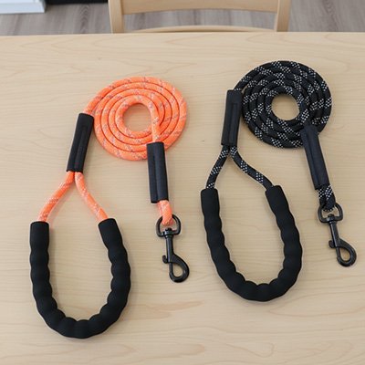 Longe pour chien orange ou noir